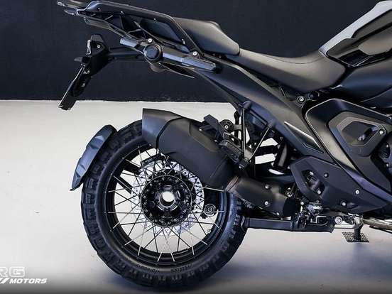 BMW-R 1300 GS TRIPLE BLACK BMW-R 1300 GS TRIPLE BLACK-2024