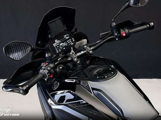 BMW-R 1300 GS TRIPLE BLACK BMW-R 1300 GS TRIPLE BLACK-2024