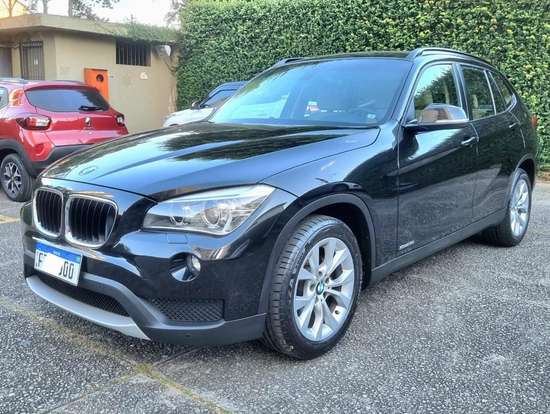 BMW-X1-2013