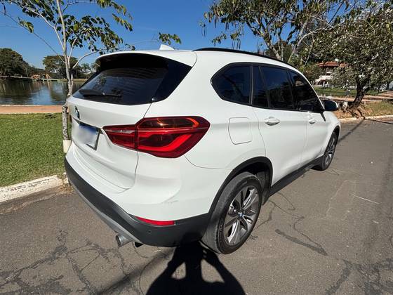 BMW X1 2.0 16V Turbo Activeflex Sdrive20I 4P Automático