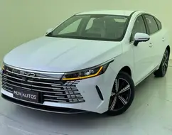 BYD KING 1.5 DM-I PHEV GS AUTOMÁTICO BYD KING 1.5 DM-I PHEV GS AUTOMÁTICO