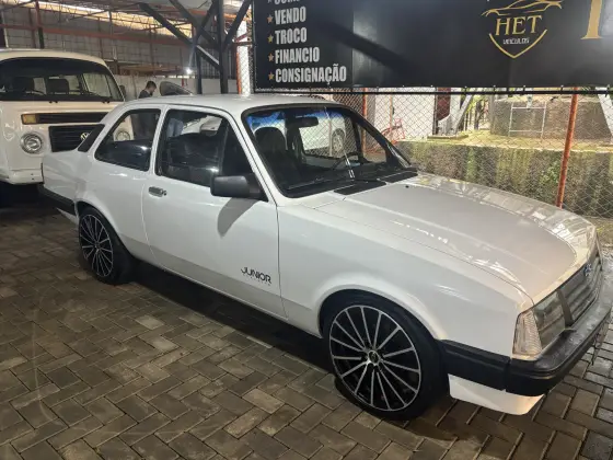 CHEVROLET CHEVETTE 1.0 JUNIOR 8V GASOLINA 2P MANUAL
