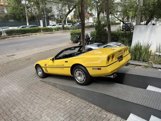 CHEVROLET-CORVETTE-1986