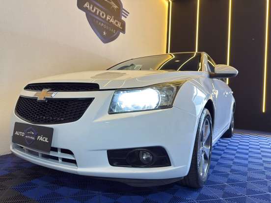 CHEVROLET-CRUZE-2011