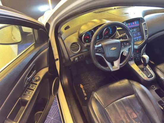 CHEVROLET-CRUZE-1.8 LT 16V FLEX 4P AUTOMÁTICO CHEVROLET-CRUZE-2011