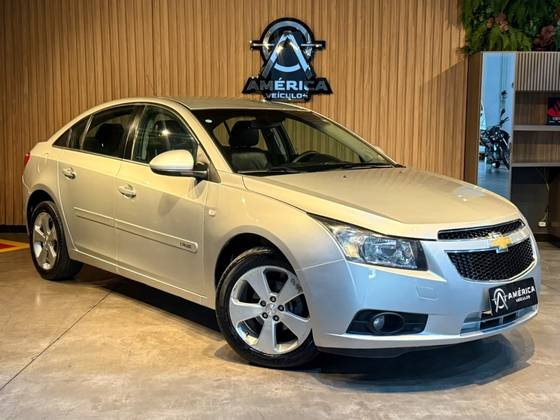 CHEVROLET CRUZE 1.8 LT 16V FLEX 4P MANUAL