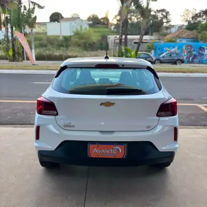 CHEVROLET-ONIX-2024