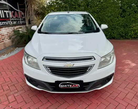 CHEVROLET-ONIX-2013