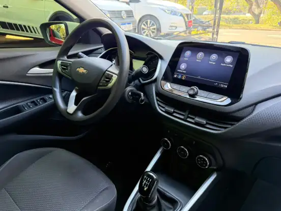 CHEVROLET-ONIX-2021