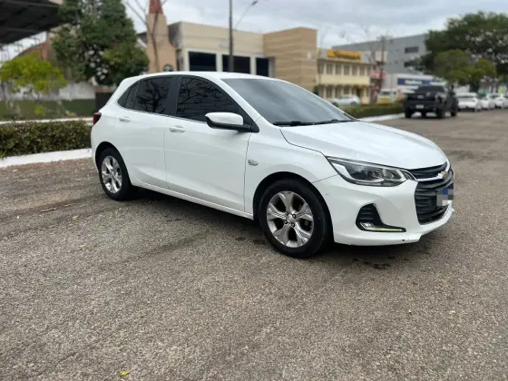 CHEVROLET ONIX 1.0 TURBO FLEX PREMIER AUTOMÁTICO