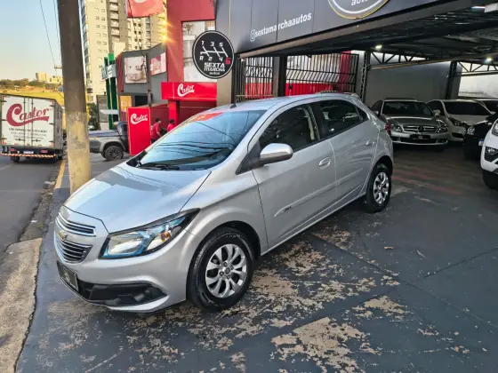 CHEVROLET ONIX 1.4 MPFI LT 8V FLEX 4P MANUAL