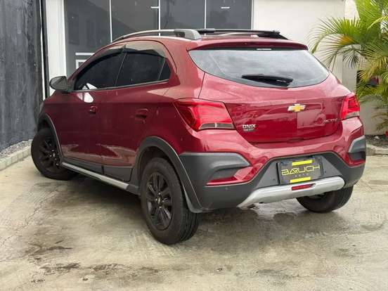 CHEVROLET-ONIX-2018