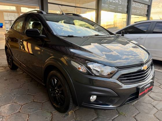 CHEVROLET ONIX 1.4 MPFI ACTIV 8V FLEX 4P AUTOMÁTICO