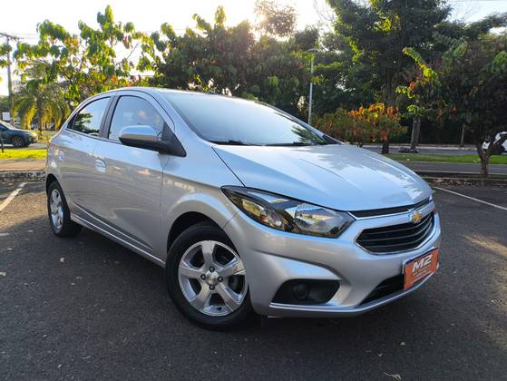 CHEVROLET ONIX 1.4 MPFI LT 8V FLEX 4P MANUAL