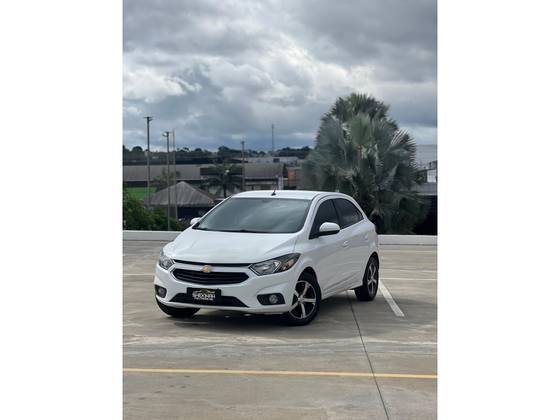 CHEVROLET ONIX 1.4 MPFI LTZ 8V FLEX 4P AUTOMÁTICO