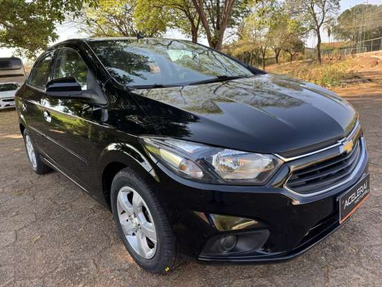 CHEVROLET-PRISMA-2019
