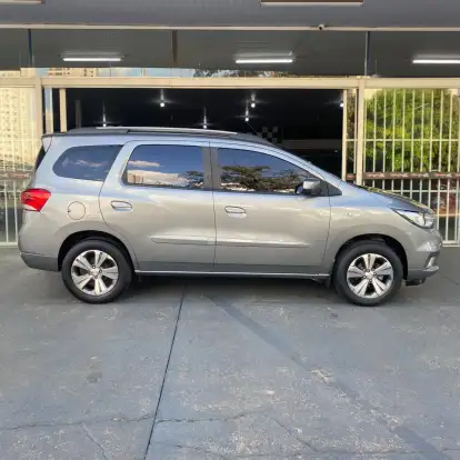 CHEVROLET-SPIN-1.8 PREMIER 8V FLEX 4P AUTOMÁTICO CHEVROLET-SPIN-2023