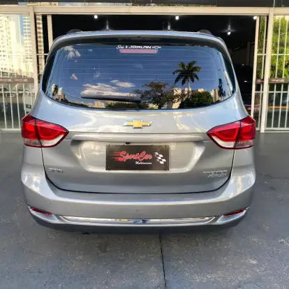 CHEVROLET-SPIN-1.8 PREMIER 8V FLEX 4P AUTOMÁTICO CHEVROLET-SPIN-2023