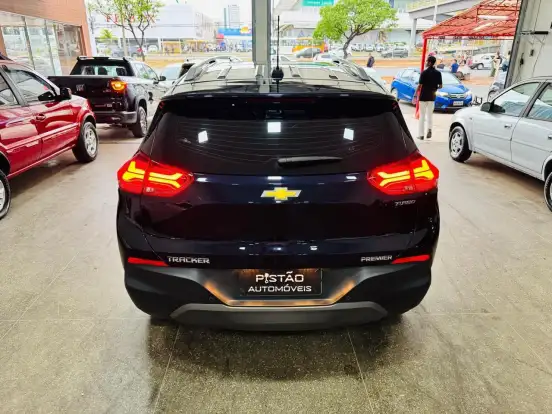 CHEVROLET-TRACKER-2022