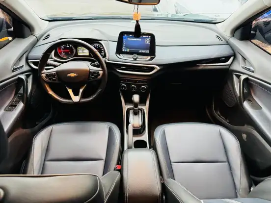 CHEVROLET-TRACKER-2022