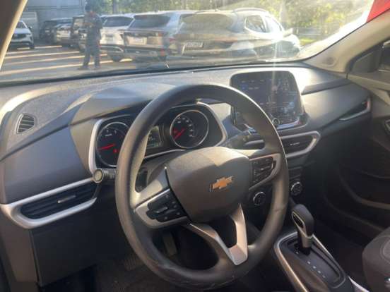 CHEVROLET-TRACKER-2023