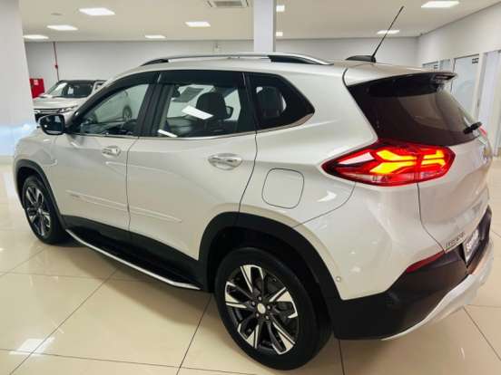 CHEVROLET-TRACKER-2021