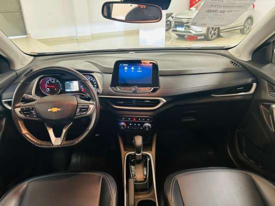 CHEVROLET-TRACKER-2021