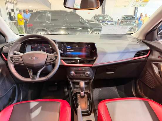 CHEVROLET-TRACKER-2025