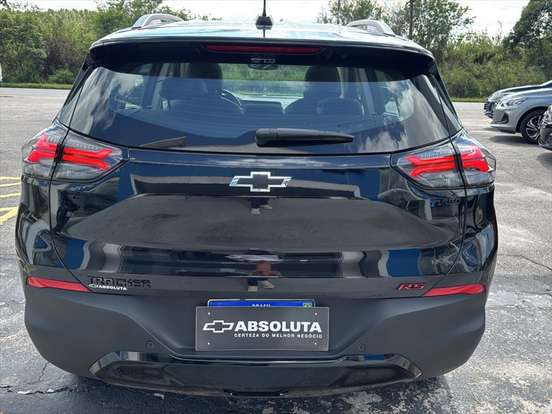 CHEVROLET-TRACKER-2025
