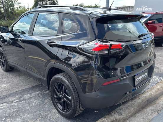 CHEVROLET-TRACKER-2025