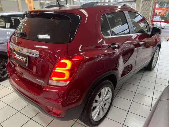 CHEVROLET-TRACKER-2018