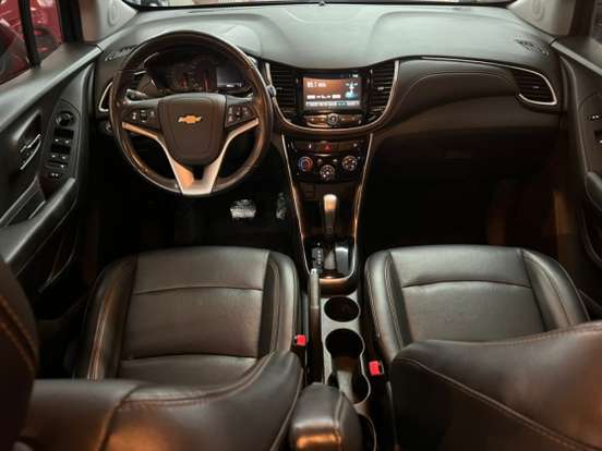 CHEVROLET-TRACKER-2018