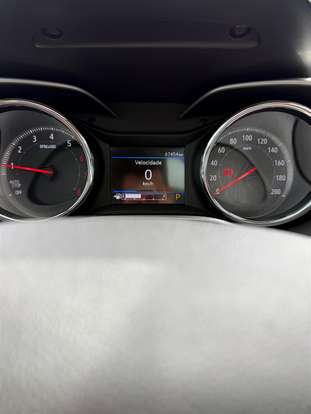 CHEVROLET-TRACKER-2021