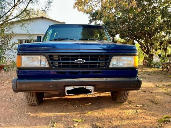 CHEVROLET VERANEIO 4.0 CUSTOM S 8V DIESEL 4P MANUAL