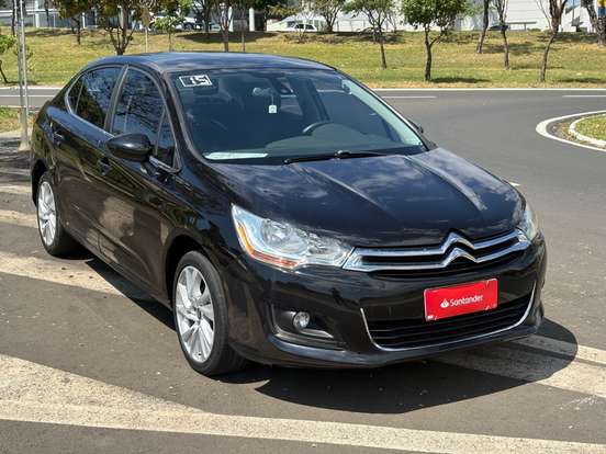 CITROËN-C4 LOUNGE-2.0 MPFI TENDANCE 16V FLEX 4P AUTOMÁTICO CITROËN-C4 LOUNGE-2015