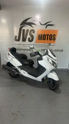 DAFRA MAXSYM 400i 