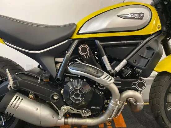DUCATI-SCRAMBLER ICON-2023