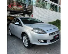 FIAT BRAVO 1.8 ESSENCE 16V FLEX 4P MANUAL FIAT BRAVO 1.8 ESSENCE 16V FLEX 4P MANUAL