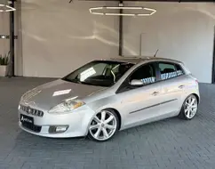 FIAT BRAVO 1.8 ESSENCE 16V FLEX 4P MANUAL FIAT BRAVO 1.8 ESSENCE 16V FLEX 4P MANUAL