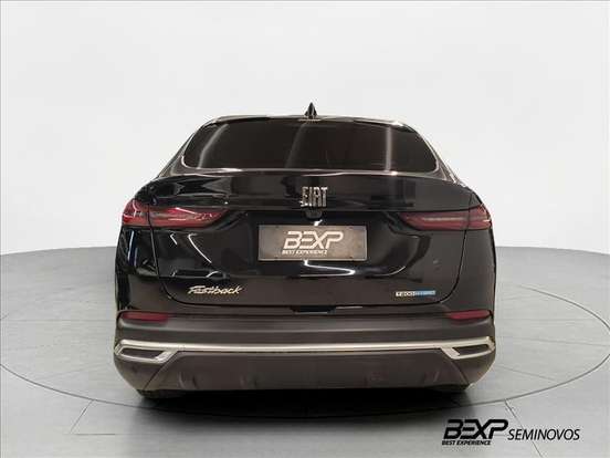 FIAT-FASTBACK-2025