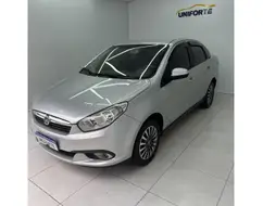FIAT GRAND SIENA 1.4 MPI ATTRACTIVE 8V FLEX 4P MANUAL FIAT GRAND SIENA 1.4 MPI ATTRACTIVE 8V FLEX 4P MANUAL