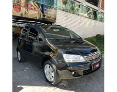 FIAT IDEA 1.4 MPI ELX 8V FLEX 4P MANUAL FIAT IDEA 1.4 MPI ELX 8V FLEX 4P MANUAL