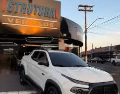 FIAT TORO 2.0 16V TURBO DIESEL ULTRA 4WD AT9 FIAT TORO 2.0 16V TURBO DIESEL ULTRA 4WD AT9