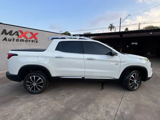 FIAT-TORO-2.0 16V TURBO DIESEL VOLCANO 4WD AT9 FIAT-TORO-2021