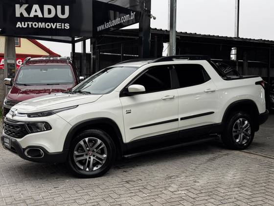 FIAT TORO 2.0 16V TURBO DIESEL FREEDOM 4WD AT9