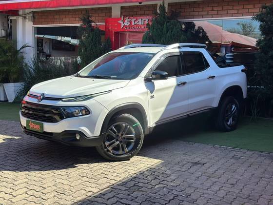 FIAT TORO 2.0 16V TURBO DIESEL VOLCANO 4WD AT9