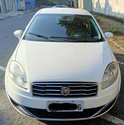 FIAT LINEA 1.8 ESSENCE 16V FLEX 4P MANUAL