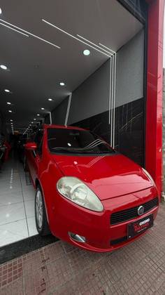 FIAT PUNTO 1.6 ESSENCE 16V FLEX 4P MANUAL