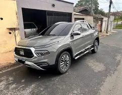 FIAT TORO 2.0 16V TURBO DIESEL RANCH 4WD AT9 FIAT TORO 2.0 16V TURBO DIESEL RANCH 4WD AT9
