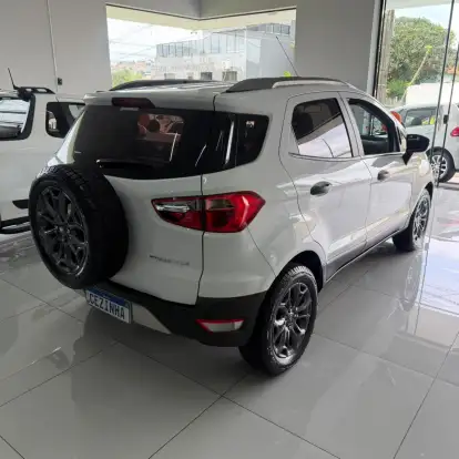 FORD-ECOSPORT-2016